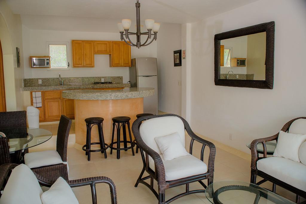 Bungalows Arena Dorada (Adults Only) Zihuatanejo Dış mekan fotoğraf